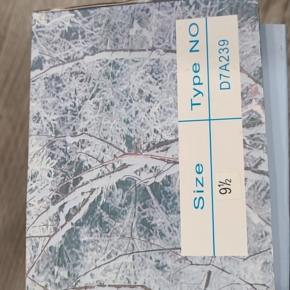 Side V Cutout Suede Chunky Stacked Mid Heel Ankle Boots Size 9.5 by PiePieBuy - Picture 6 of 6